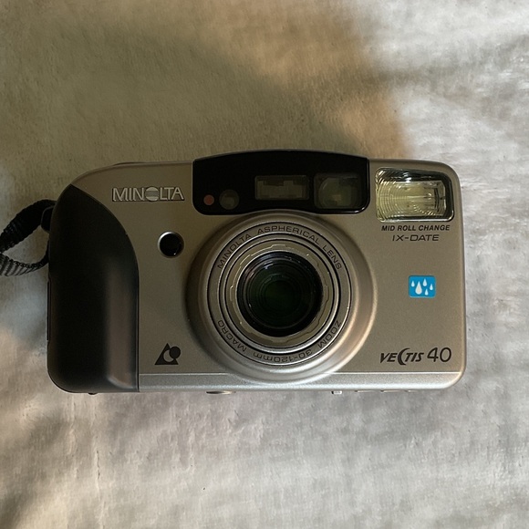 Minolta Vectis 40 Silver Camera - Picture 1 of 5